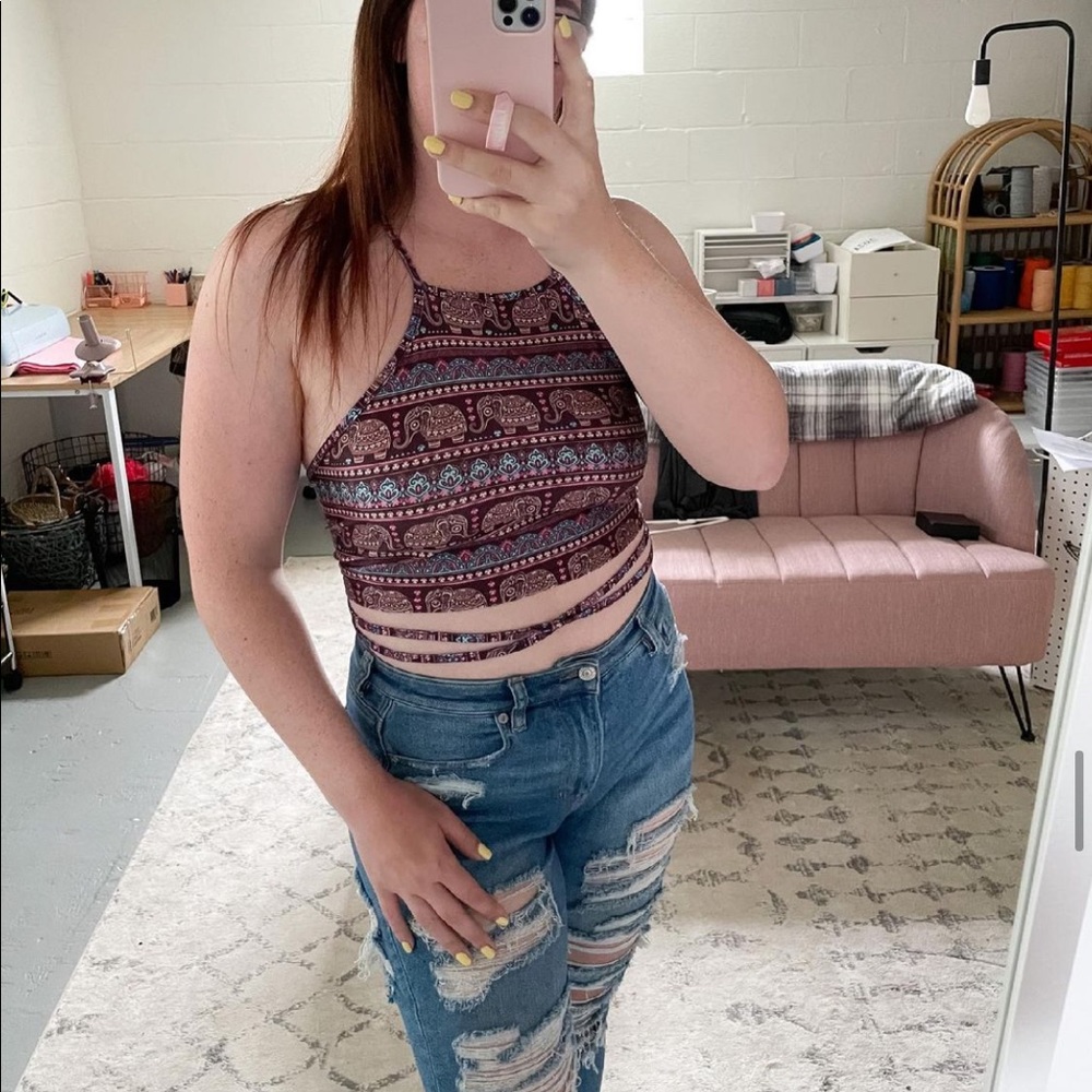 Tie top